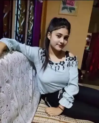 Call Girls Service in Surendranagar Dudhrej